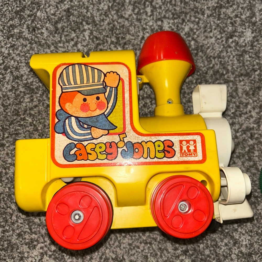 Vintage Sears 1970’s Tomy CASEY JONES Musical Train With 4 Records See Details